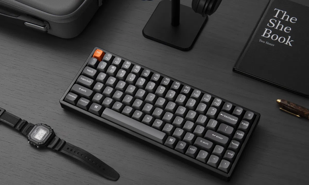 Keychron K2 MAX Tastiera meccanica wireless, 2,4 GHz/Bluetooth/USB-C, LED Bianco, QMK/VIA, Macro programmabili, PBT Keycaps, Per Mac Windows, Super Red Switch