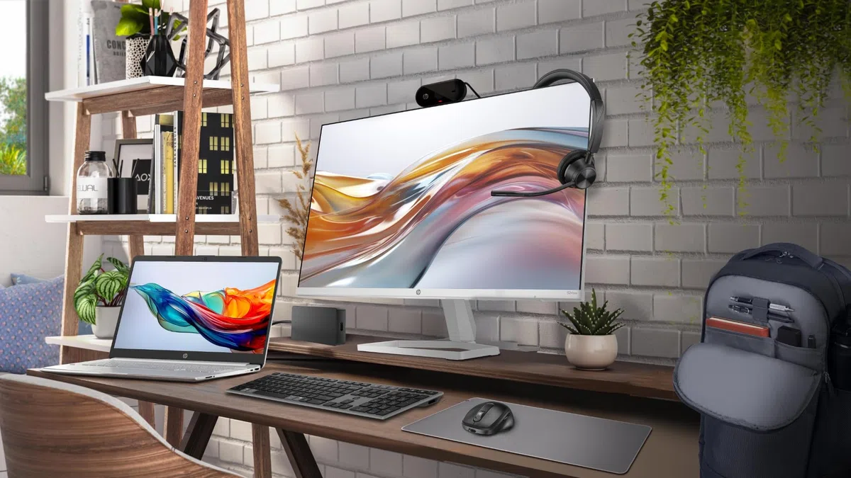 HP 720 Tastiera e Mouse Wireless Ricaricabili, Multi-Device, 22 Tasti Programmabili, Bluetooth, Dongle USB, Ricarica Ultra-Rapida, Certificato Copilot, Compatibile con Windows, macOS, ChromeOS, Grigio