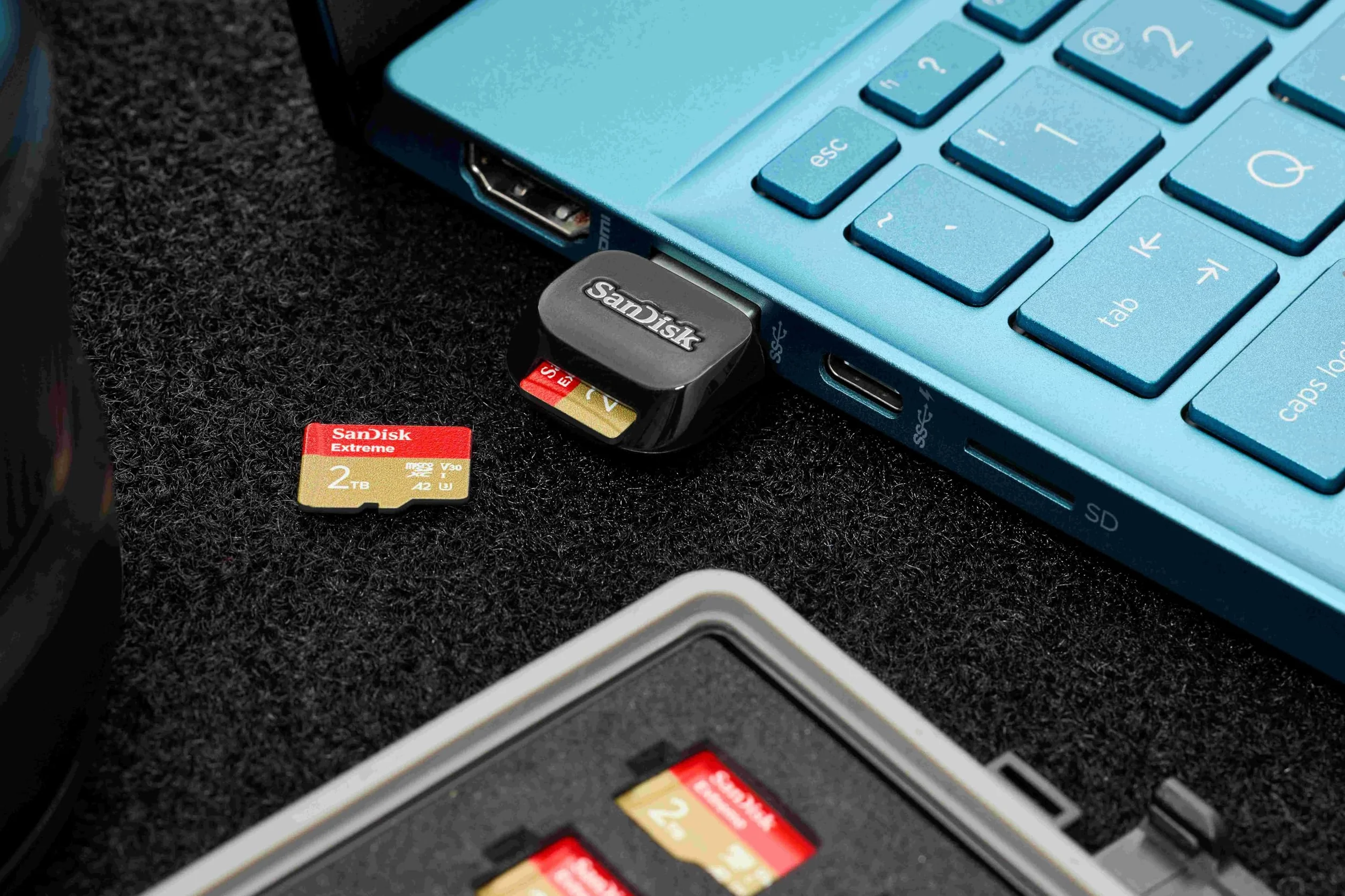 SanDisk QuickFlow SD UHS-I, lettura/scrittura di schede USB-A, velocità di lettura fino a 250 MB/s, velocità di scrittura fino a 150 MB/s, USB 3.2 Gen 1