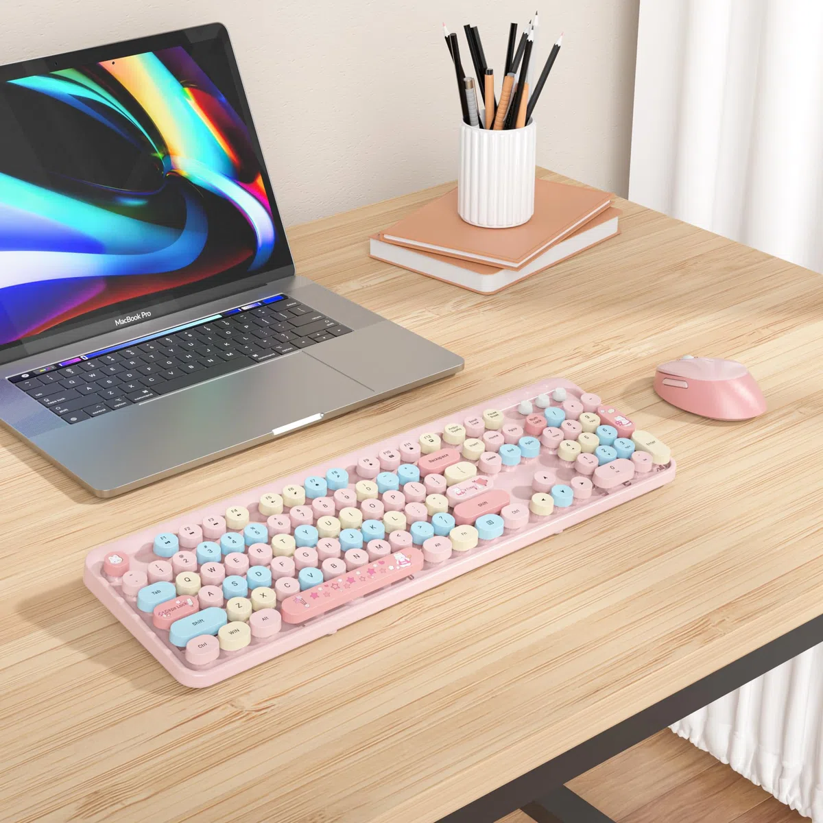 SOLIDEE Combo Tastiera e Mouse Wireless,tastiera macchina da scrivere retro,Tastiera per Computer con Tasti Rotondi 2.4GHz con Tastierino Numerico,Tastiera a 104 Tasti(Americana QWERTY)(Mixed Pink)