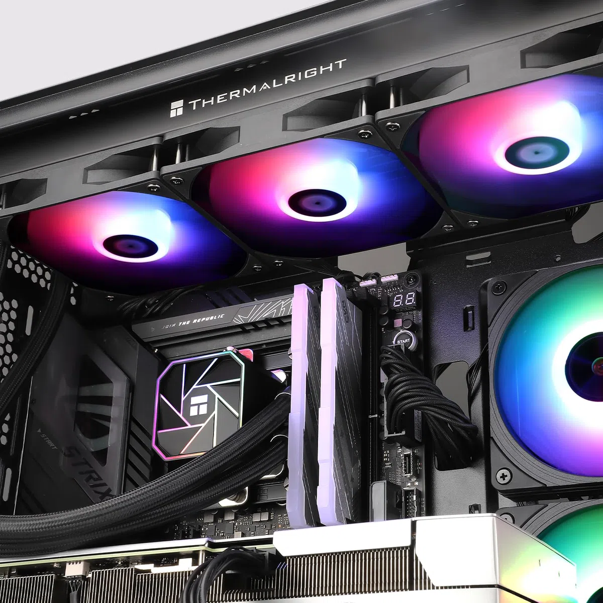 Thermalright AQUA ELITE 360 V3 Dissipatore a liquido per CPU, Radiatore 360 mm, 3x ventole PWM 120 mm, per AMD/AM4/AM5, INTEL LGA1150/1151/1155/1156/1200/1700/1851, AIO per PC desktop
