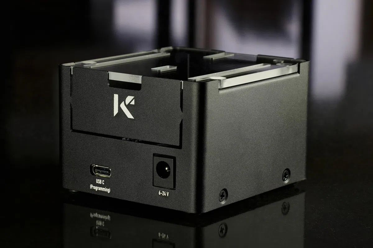 KKSB Project Case per Arduino UNO R4 | Compatibile con UNO R4 Minima e UNO R4 WiFi | Spazio per Ethernet HAT | Copertura trasparente | Custodia in alluminio resistente con base in acciaio