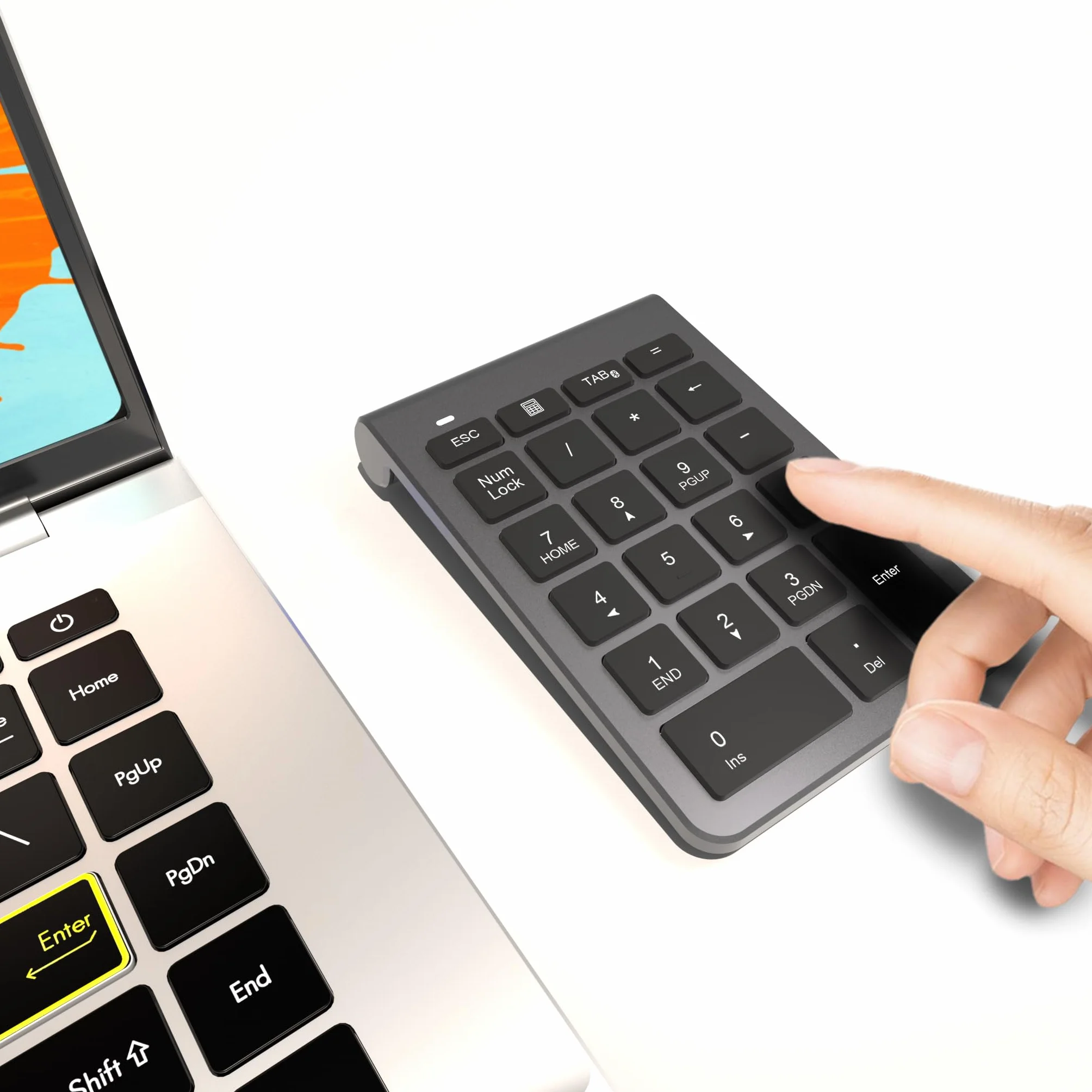 Tastierino Numerico Bluetooth 5.0-22 Tasti Tastierino Numerico per Laptop/MacBook/Surface Pro/PC - Design Ergonomico e Tasti Silenziosi Numpad (10m Portata)