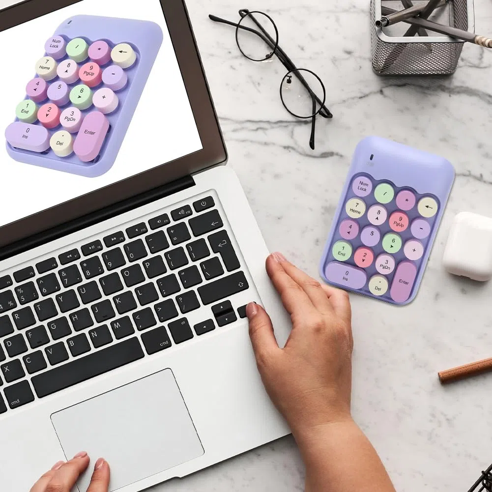 Joyzan Tastiera Numerica Colorata a una Mano, Tastierino Meccanica Ricaricabile Senza Fili Portatile retrò 18 Tasti USB 2.4G Copritastiera Rotonda Estensioni Colorate Tastiere Silenziose