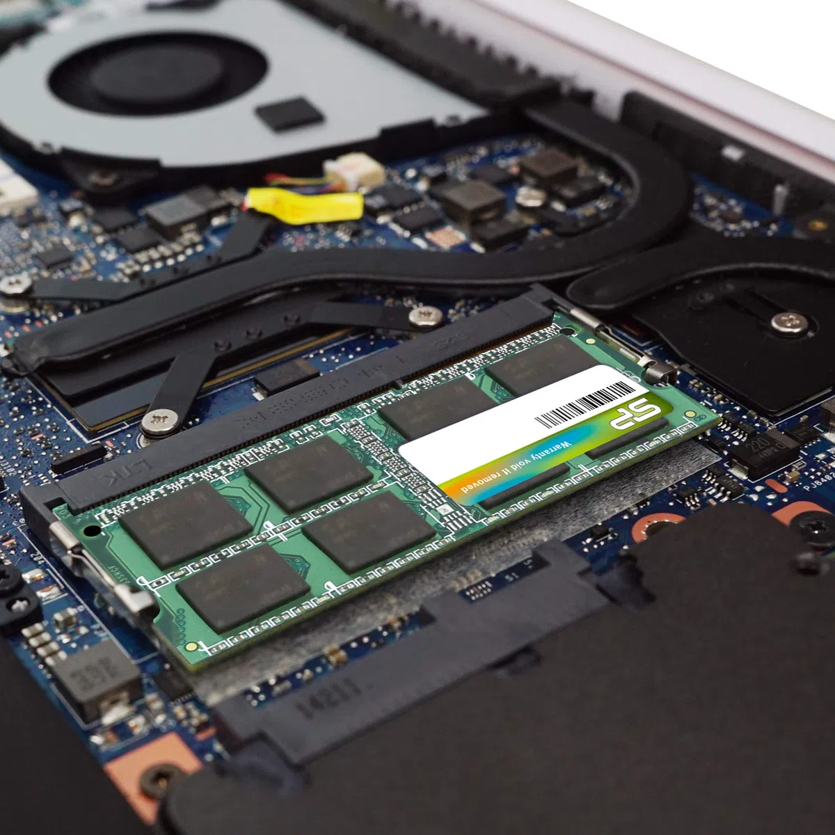 Silicon Power - Modulo di memoria per laptop DDR3 da 8 GB, 1600 MHz (PC3 12800) CL11 a 204 pin da 1,35 V SODIMM, bassa tensione e risparmio energetico